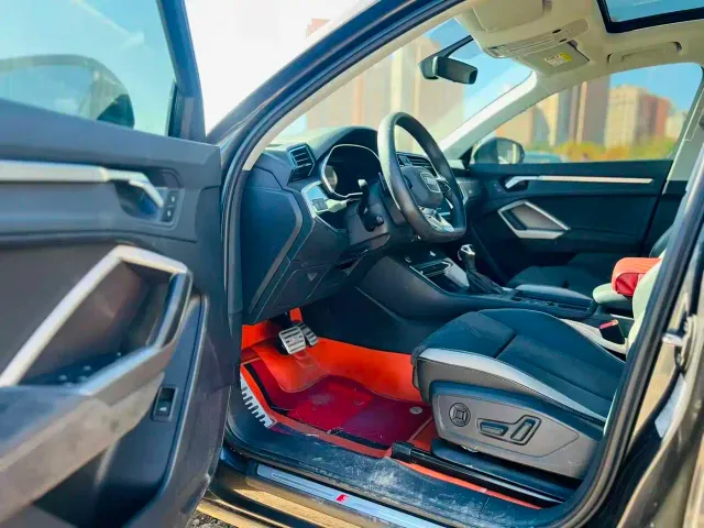 Audi Q3 — Фото автомобиля 5