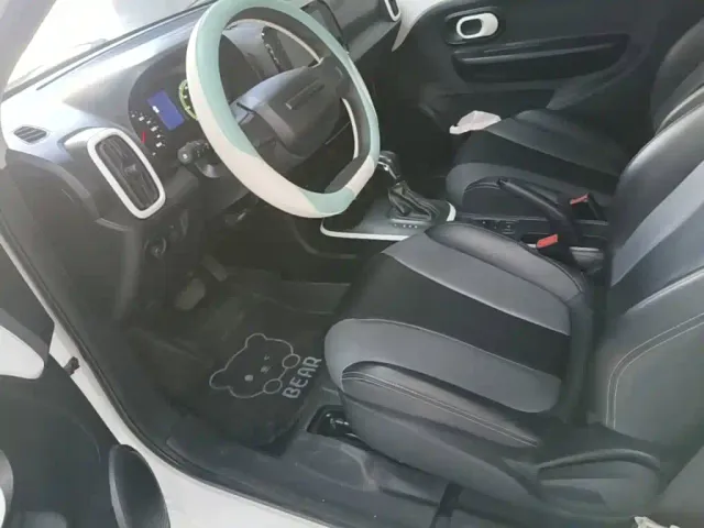 Roewe Clever — Фото автомобиля 14