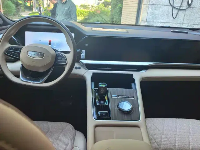 Geely Xingyue L — Фото автомобиля 13