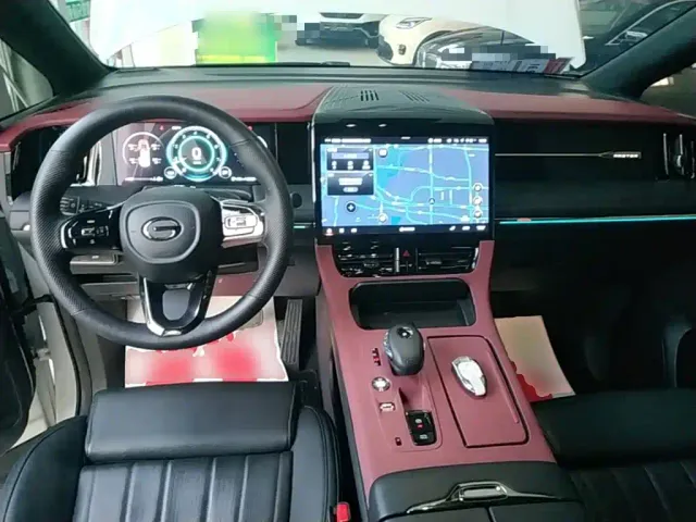 GAC Trumpchi M8 — Фото автомобиля 9