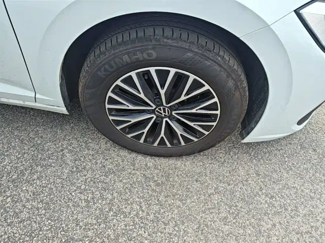 Volkswagen Sagitar — Фото автомобиля 13