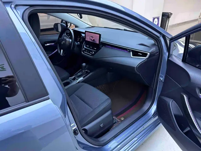 Toyota Corolla — Фото автомобиля 10