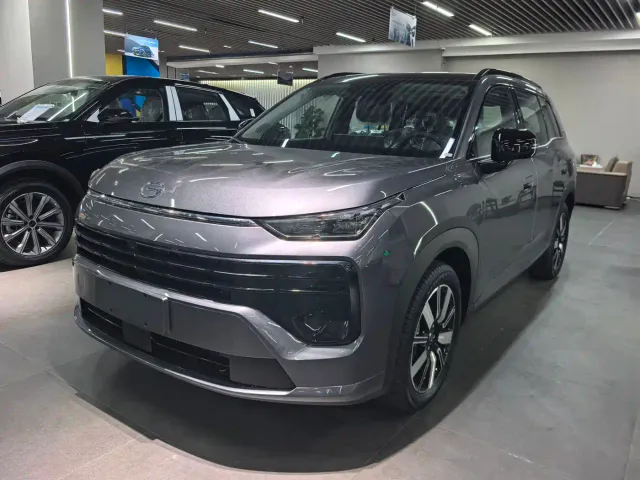 Фотография автомобиля — GAC Trumpchi GS4