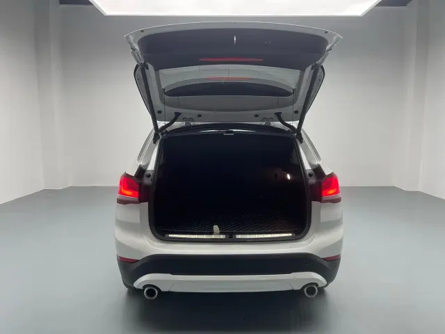 BMW BMW X1 2021 sDrive25Li Leading — Фото автомобиля 21