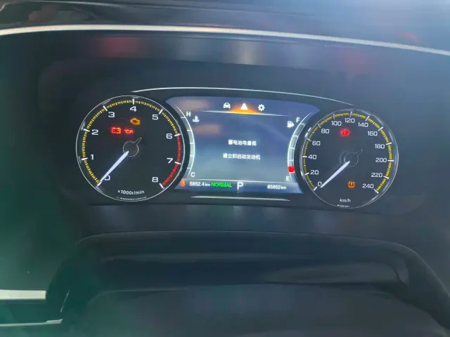 GAC Trumpchi M8 — Фото автомобиля 11