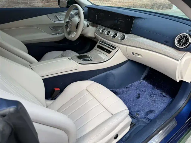 Mercedes-Benz E-Class — Фото автомобиля 12