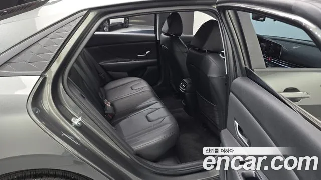 Hyundai Avante CN7 — Фото автомобиля 17