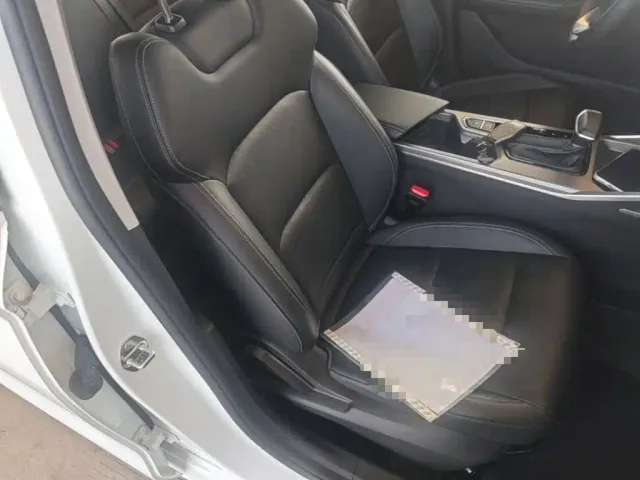 Geely Emgrand — Фото автомобиля 24