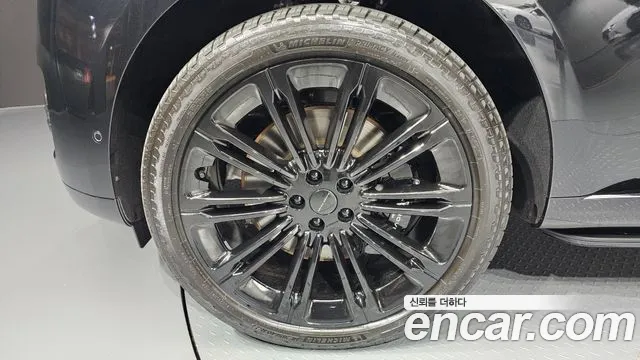 Land Rover Range Rover 5th Gen — Фото автомобиля 5