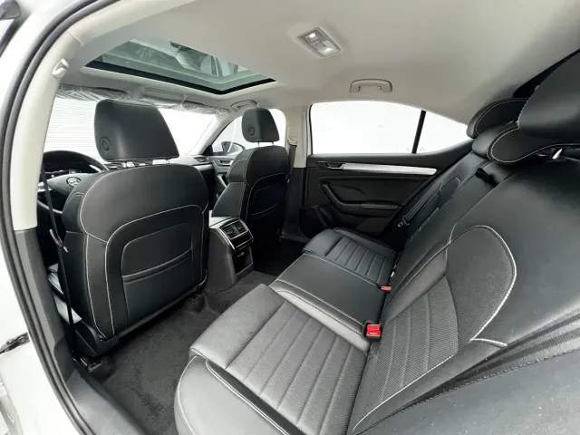 Skoda Superb — Фото автомобиля 15