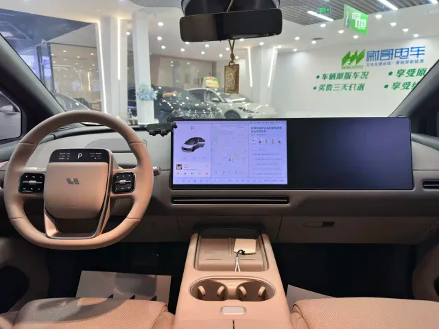 Li Auto i6 — Фото автомобиля 15