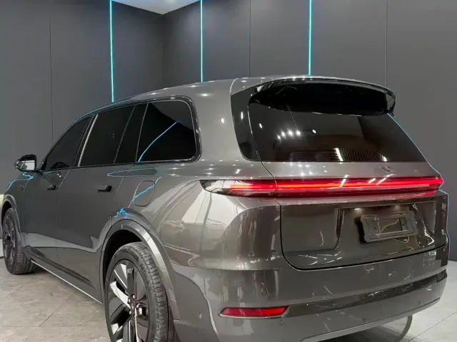 Li Auto L9 — Фото автомобиля 6