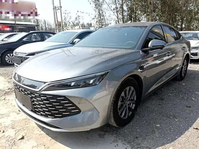 Фотография автомобиля — BYD Qin L