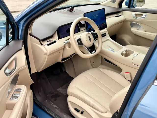 Shangjie SUV — Фото автомобиля 9