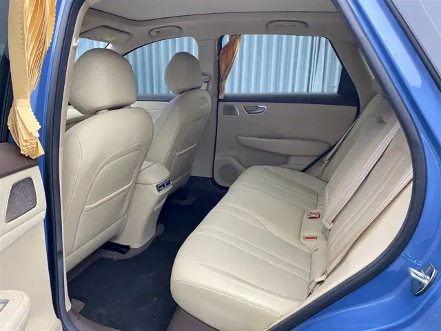 Shangjie SUV — Фото автомобиля 9