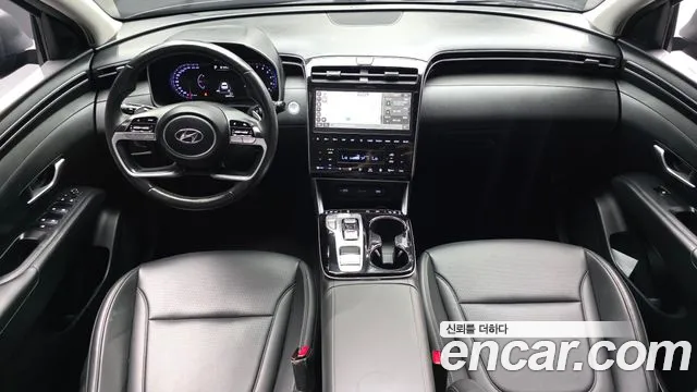 Hyundai Tucson Tucson (NX4) Бензин 1.6 турбо 2WD — Фото автомобиля 6