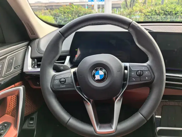 BMW X1 — Фото автомобиля 10