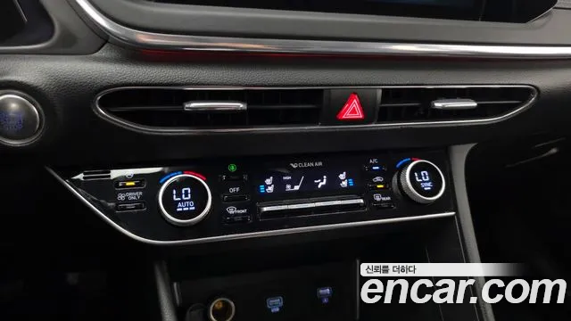 Hyundai Sonata — Фото автомобиля 13