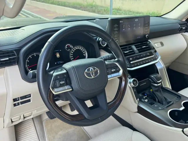 Toyota Land Cruiser — Фото автомобиля 5