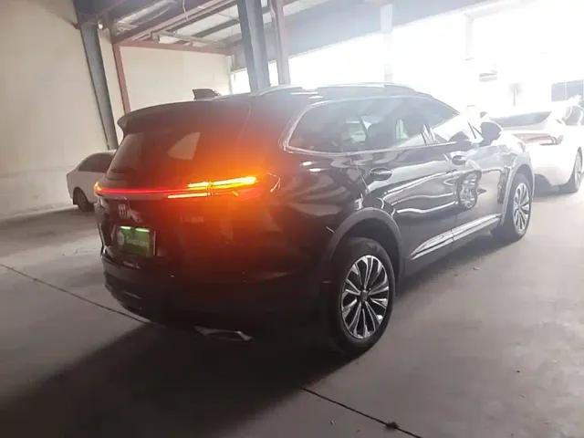 Buick Envision Plus — Фото автомобиля 6