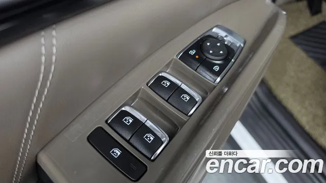 Kia Carnival 4th Gen — Фото автомобиля 28