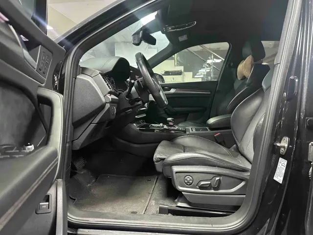 Audi Q5L Sportback — Фото автомобиля 7