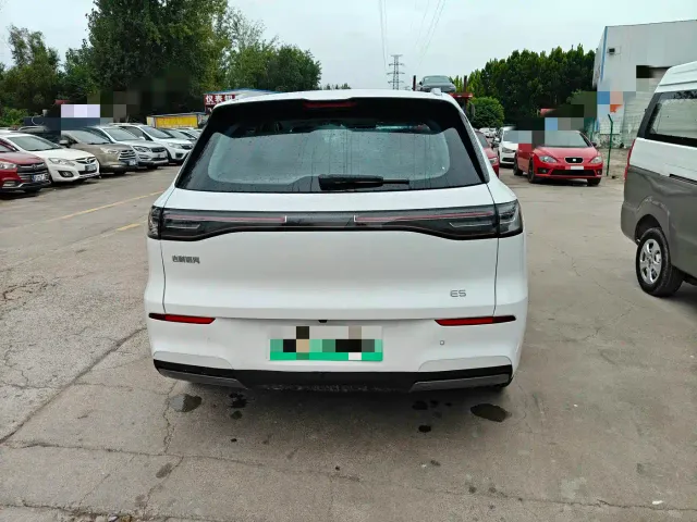 Geely Galaxy E5 — Фото автомобиля 8