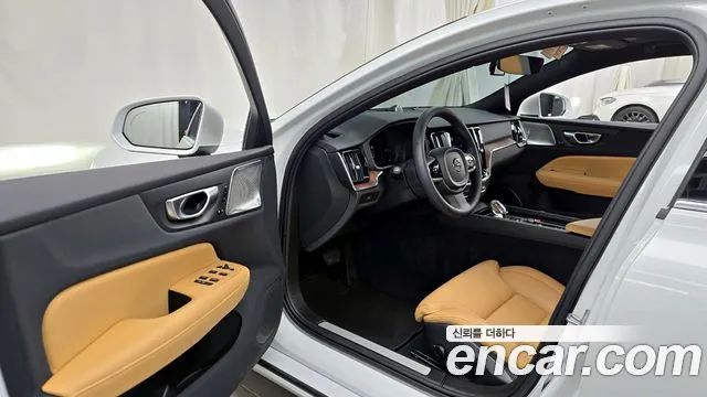 Вольво S60 S60 третьего поколения B5 Ultimate Bright — Фото автомобиля 10