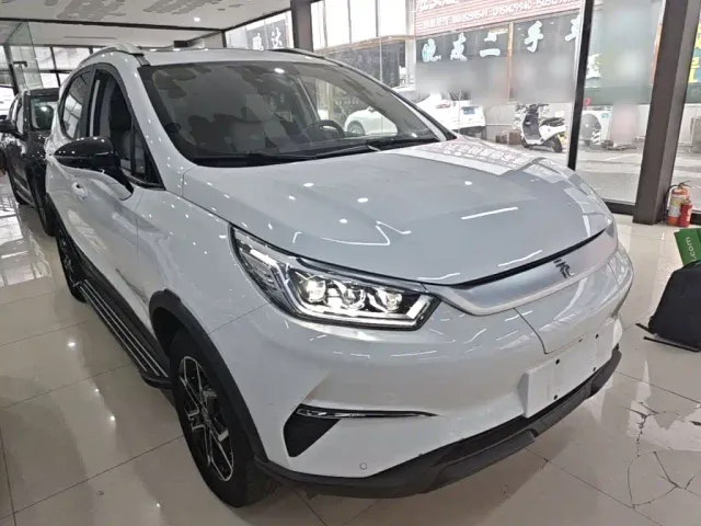 BYD Yuan Pro — Фото автомобиля 3