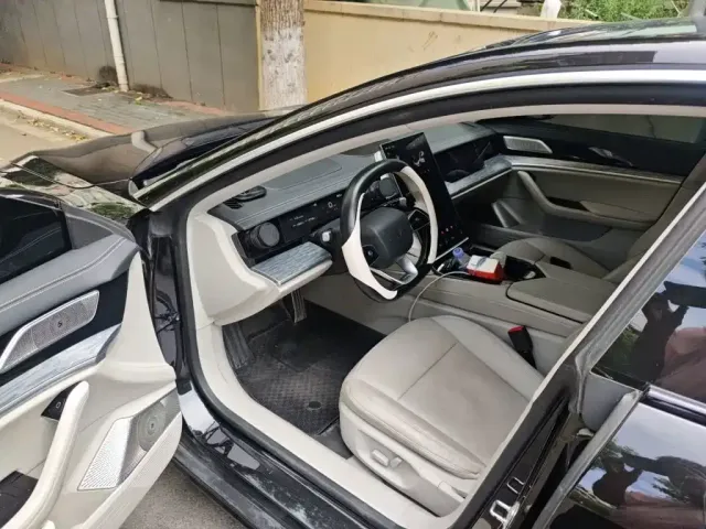 Nezha Auto Nezha S 2022 Model Extended Range 1160km RWD Medium Edition — Фото автомобиля 16
