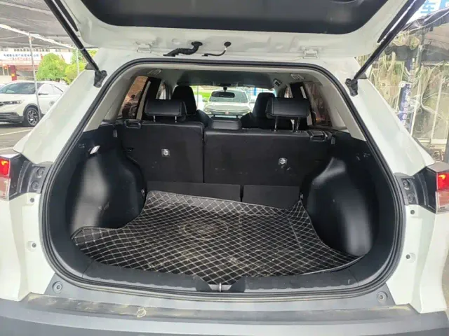 Toyota Frontlander — Фото автомобиля 18