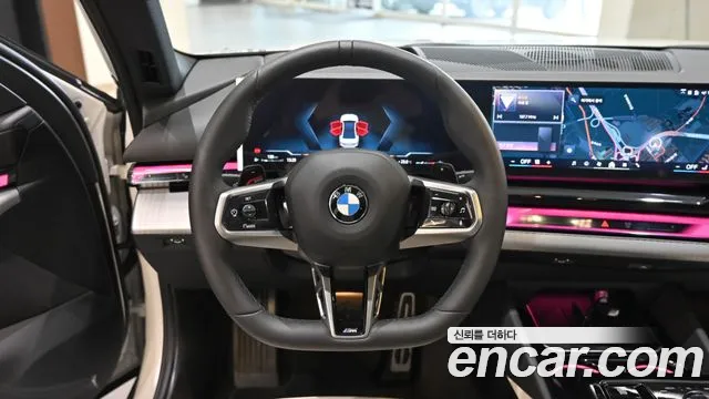 BMW 5 Series G60 — Фото автомобиля 16