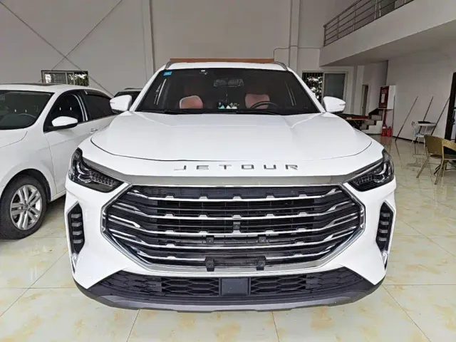 Jetour X70 Plus — Фото автомобиля 2