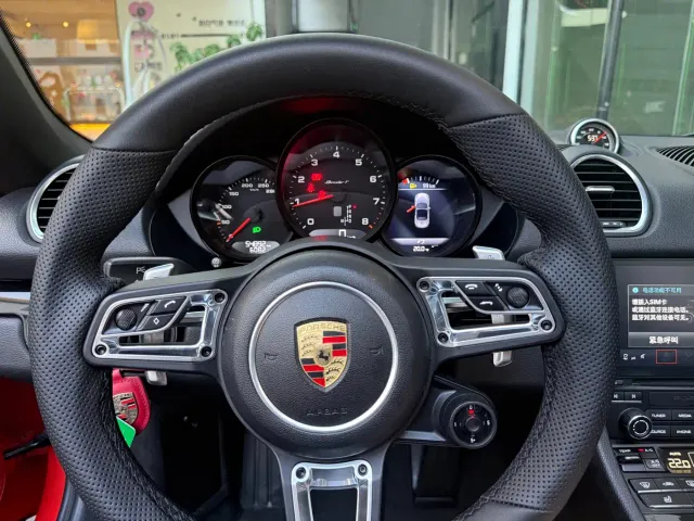 Porsche 718 — Фото автомобиля 9