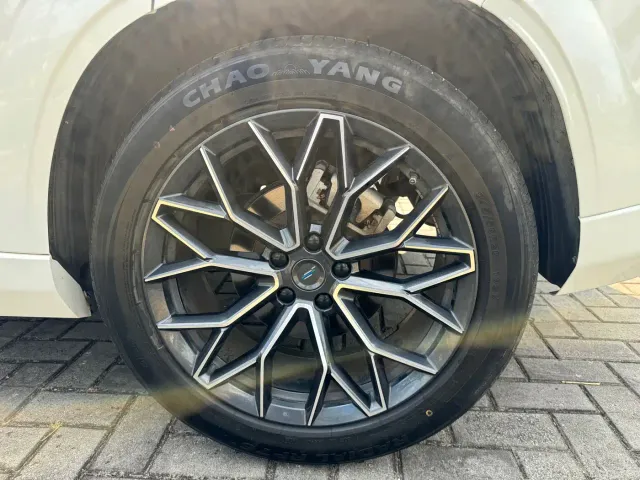 Changan Z6 — Фото автомобиля 22
