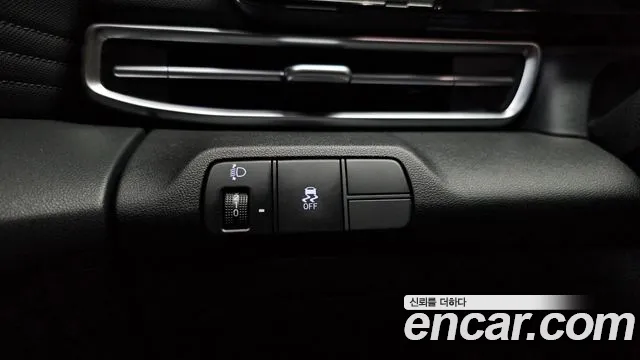 Hyundai Avante CN7 — Фото автомобиля 20