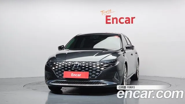 Hyundai Grandeur — Фото автомобиля 2
