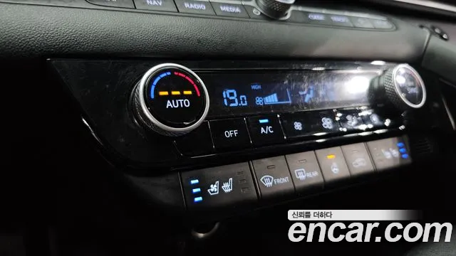 Hyundai AVANTE Modern — Фото автомобиля 16