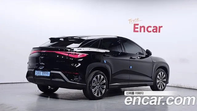 BYD Sealion 7 — Фото автомобиля 2