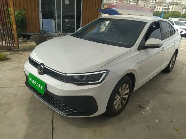 Фотография автомобиля — Volkswagen Lavida