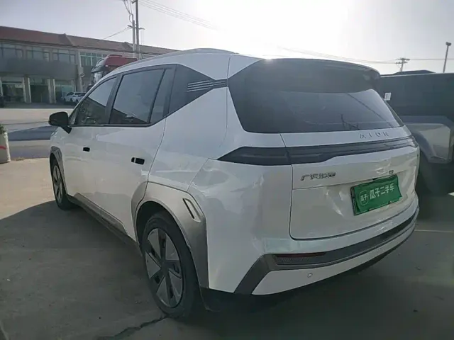 GAC Aion Y — Фото автомобиля 4