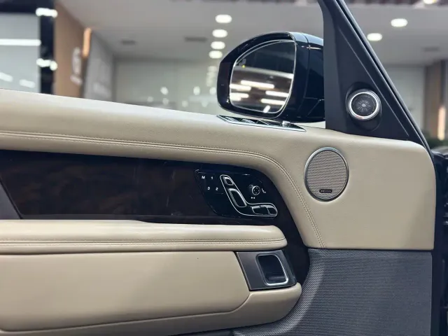 Land Rover Range Rover — Фото автомобиля 5