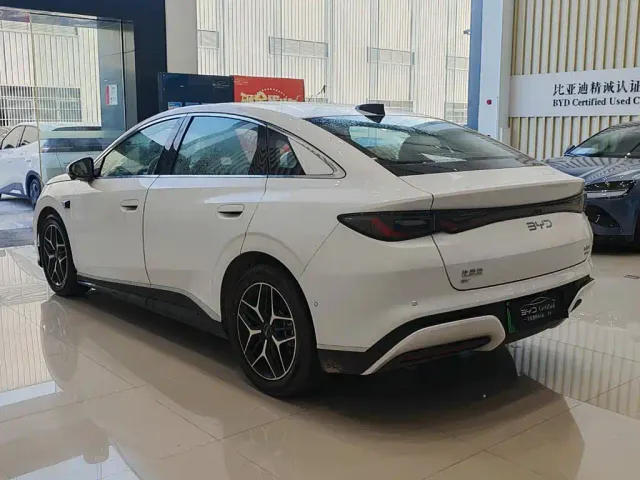 BYD Seal 06 — Фото автомобиля 9