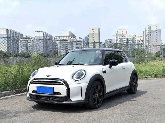 Фотография автомобиля — MINI Hatch