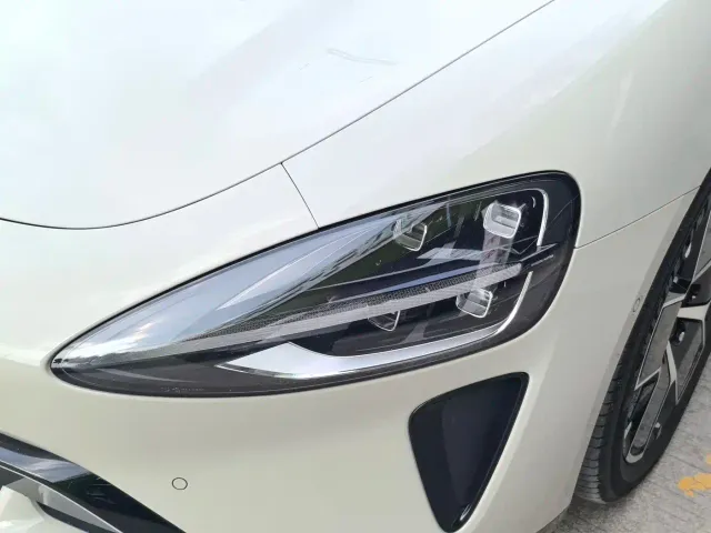 Xiaomi SU7 — Фото автомобиля 21