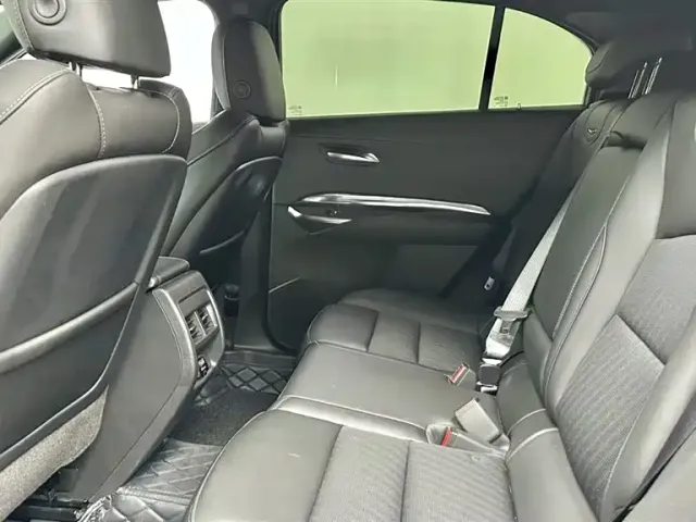 Cadillac XT4 — Фото автомобиля 14