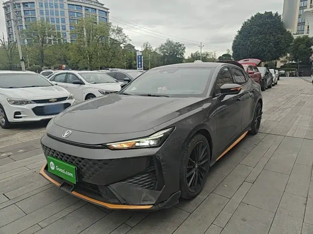 Фотография автомобиля — Changan UNI-V