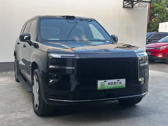 ZEEKR Zeekr 9X 2025 model Ultra Edition 70kWh — Фото автомобиля 3
