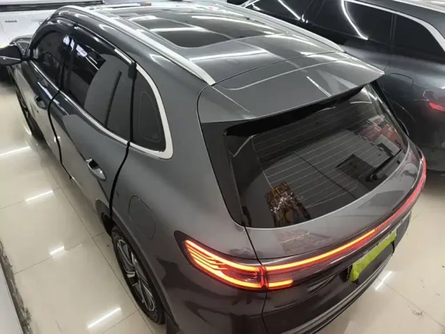 Geely Galaxy Starship 7 EM-i — Фото автомобиля 4