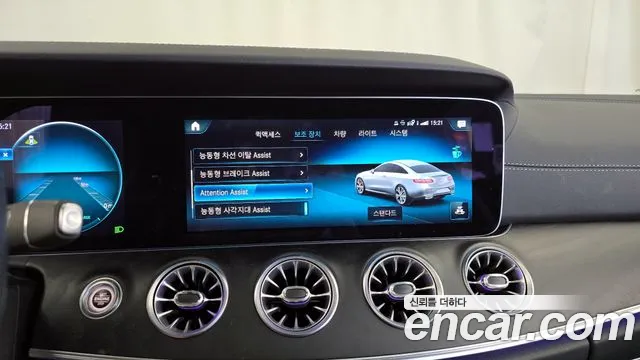 Mercedes-Benz E-Class — Фото автомобиля 19